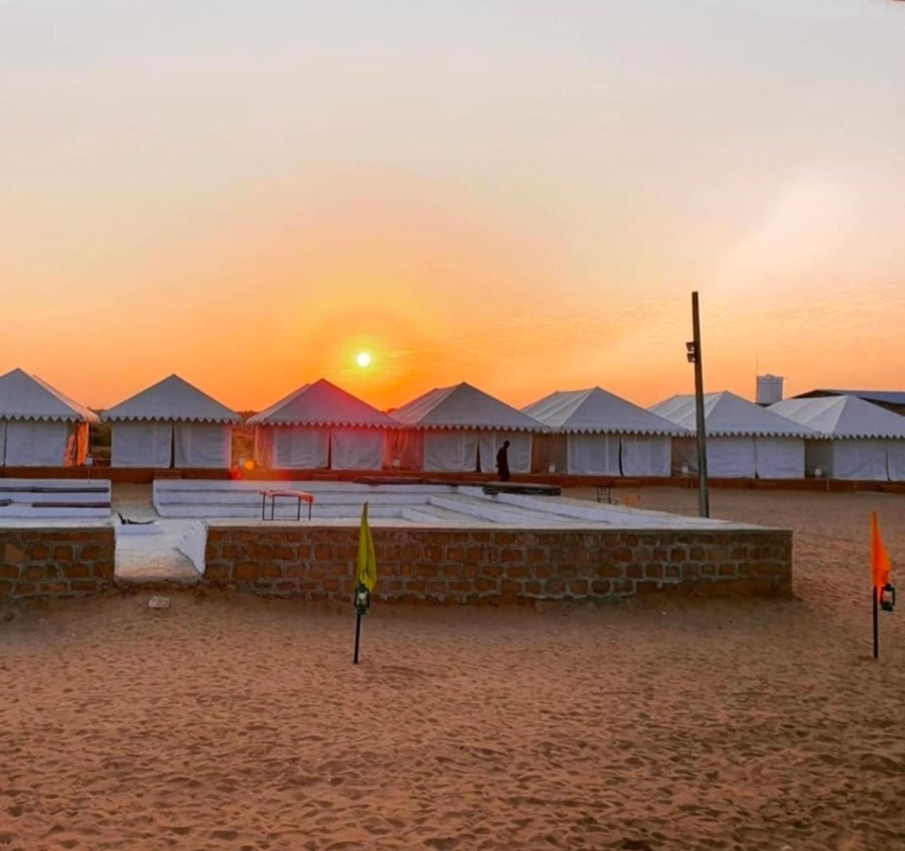 The Saffron Desert Camp Джайсалмер Екстер'єр фото